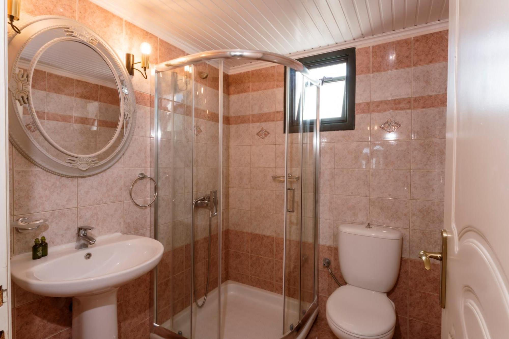 Roxa Seaview Apartment Agios Leon Экстерьер фото